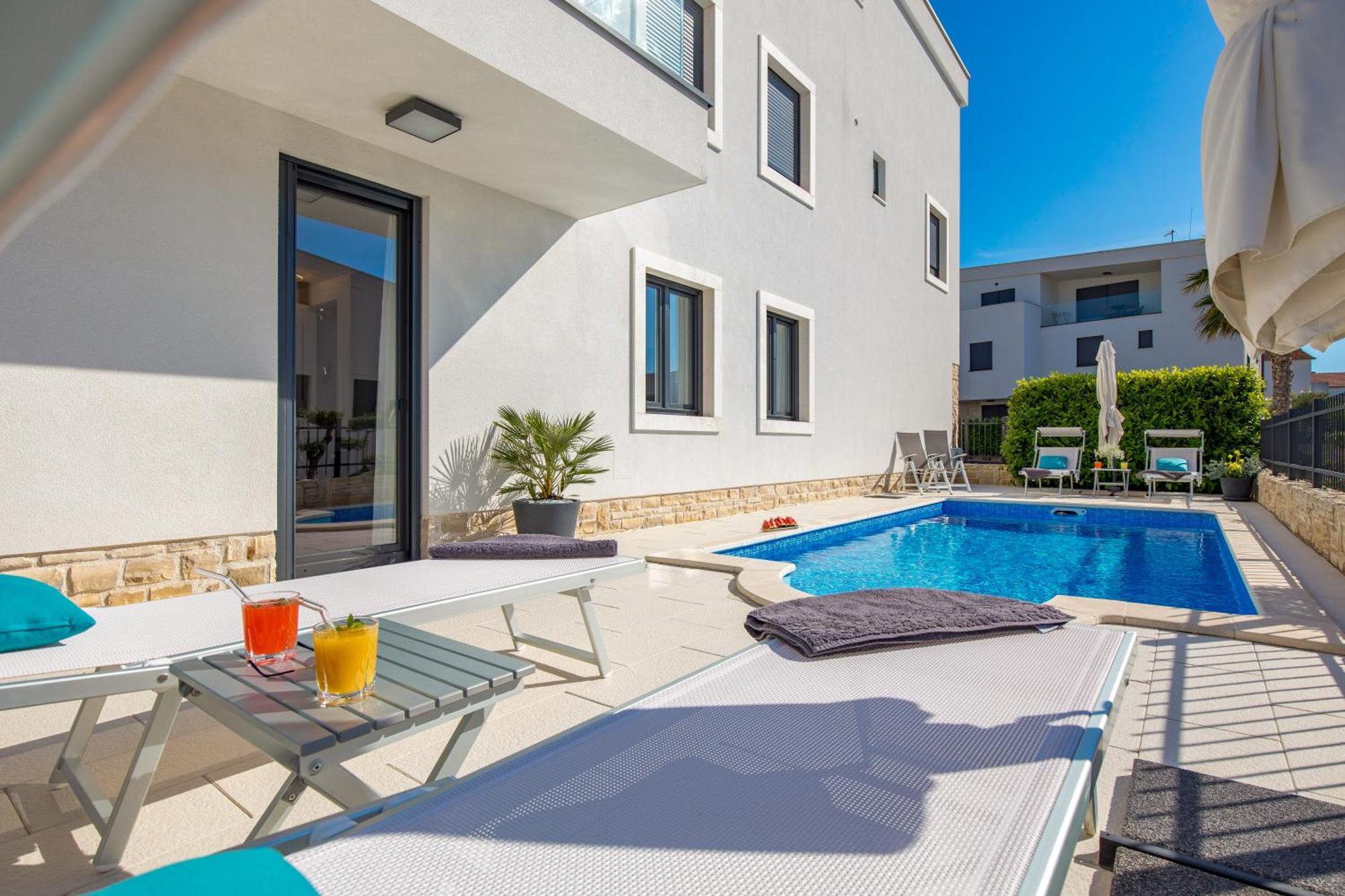 מורטר Luxury Apartment Hyperion With Private Pool And Garden מראה חיצוני תמונה
