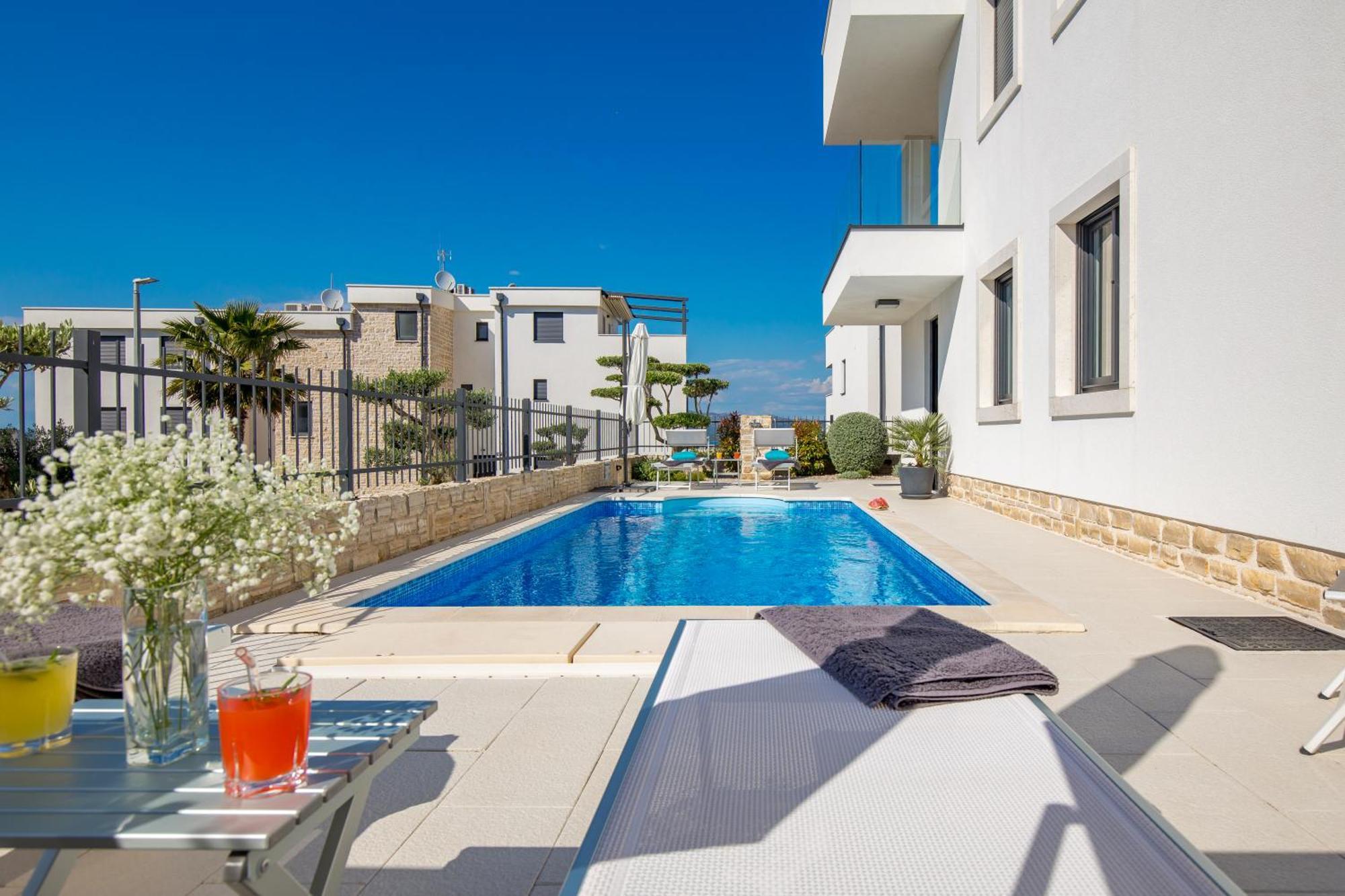 מורטר Luxury Apartment Hyperion With Private Pool And Garden מראה חיצוני תמונה