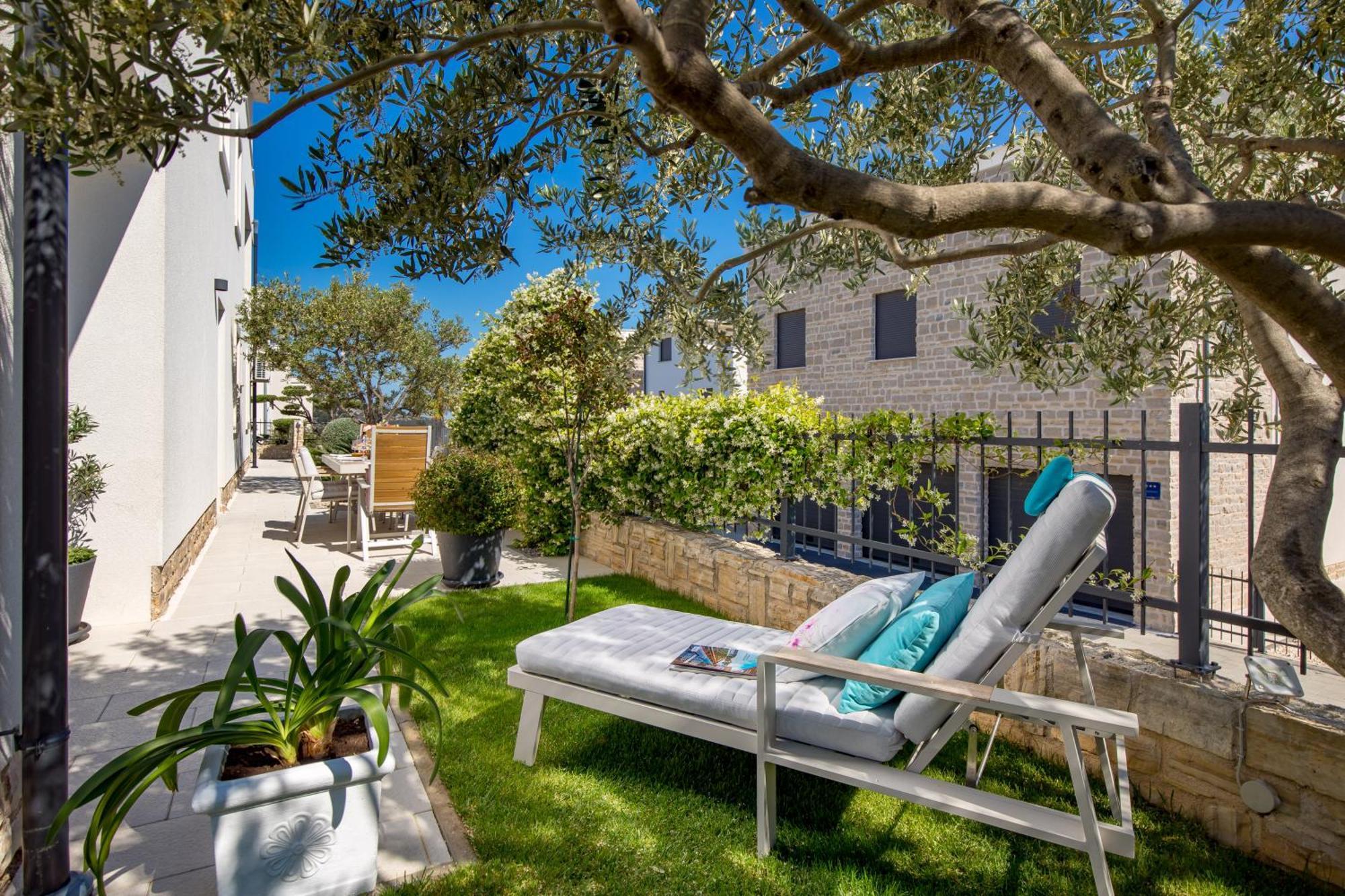מורטר Luxury Apartment Hyperion With Private Pool And Garden מראה חיצוני תמונה