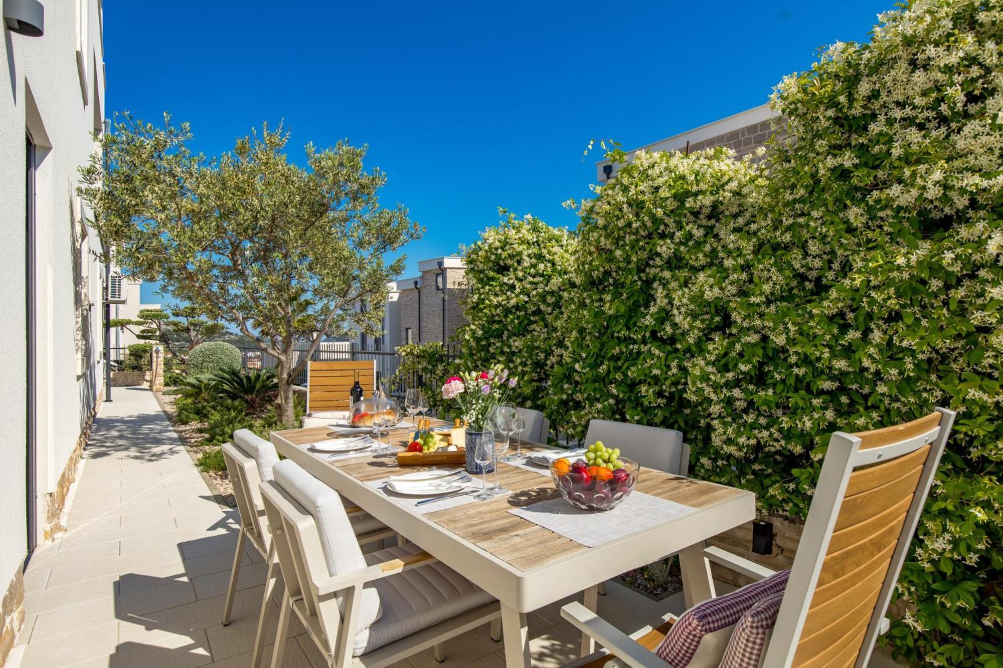 מורטר Luxury Apartment Hyperion With Private Pool And Garden מראה חיצוני תמונה
